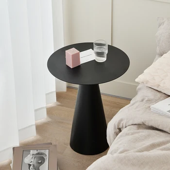 Современная простая прикроватная тумбочка из кованого железа, прикроватная тумбочка креативного дизайна для спальни, персонализированный журнальный столик в скандинавском стиле ins